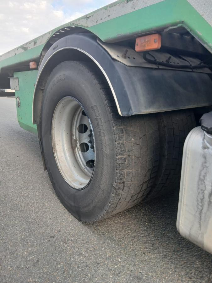 Camion plateau Renault Magnum 440 DXI