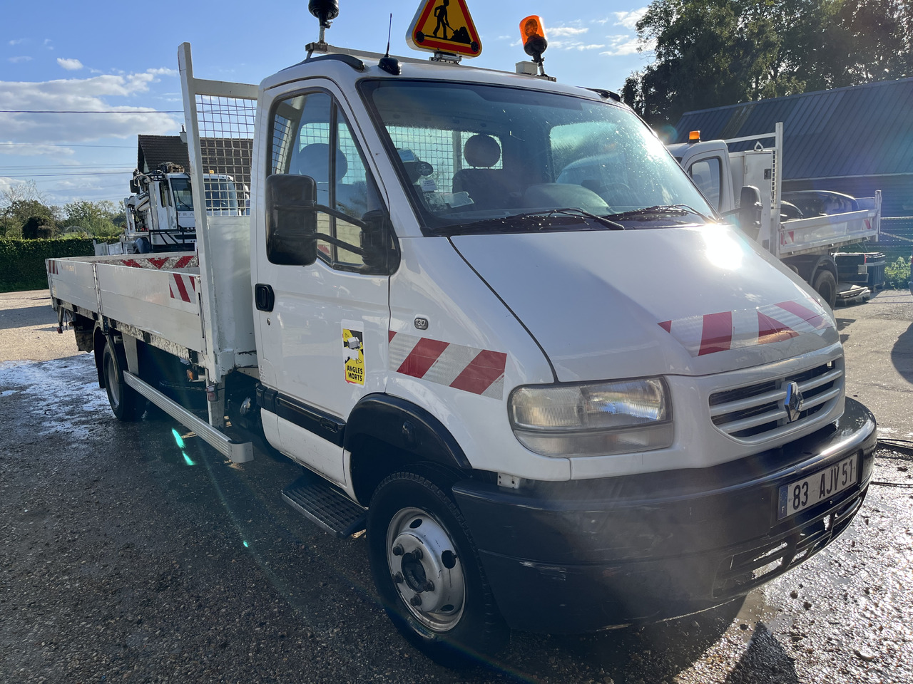 Camion plateau Renault Mascott 2L8 dci 130cv plateau hayon