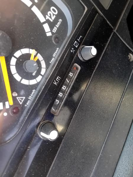 Camion plateau Renault Premium 250