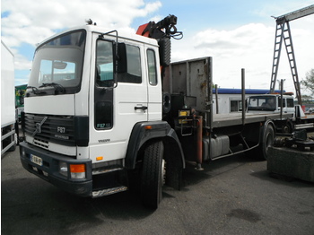 Camion plateau VOLVO fl7