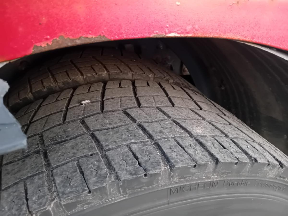 Camion plateau Volvo FH