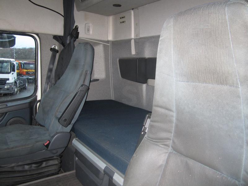 Camion plateau Volvo FH 460