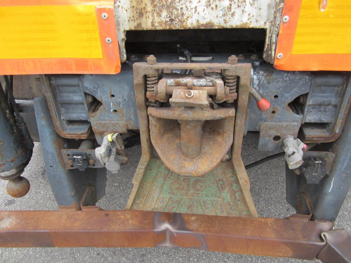 Camion plateau Volvo FH 520