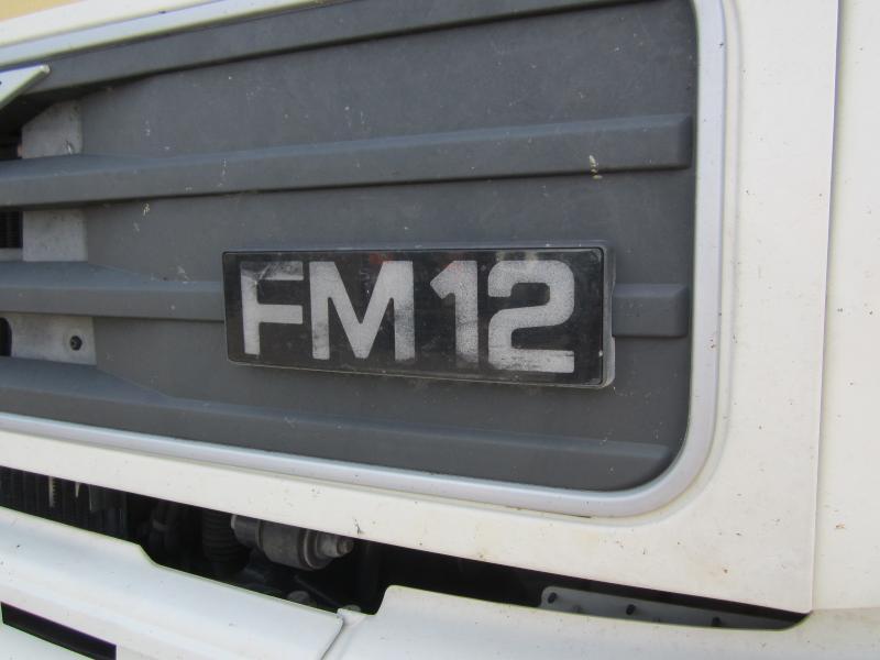 Camion plateau Volvo FM12 340