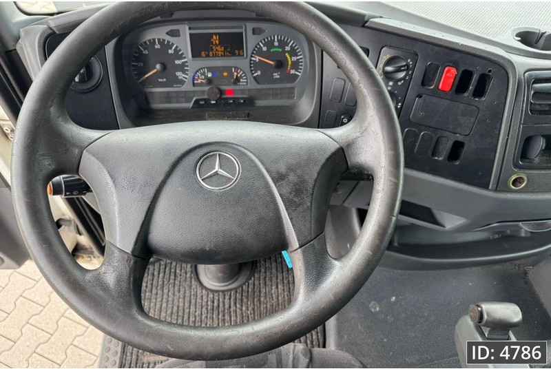 Camion porte-conteneur/ Caisse mobile Mercedes-Benz Atego 1318 Day Cab, Euro 5, BDF / EPS automatic / DHOLLANDIA 2000KG