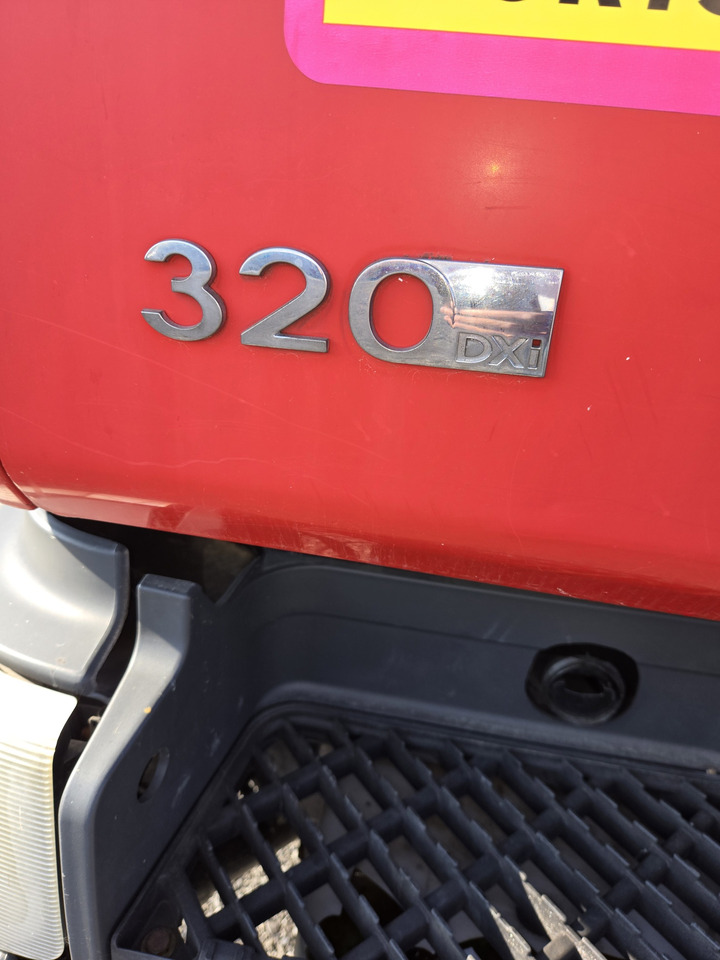 Camion porte-conteneur/ Caisse mobile Renault 320DXI