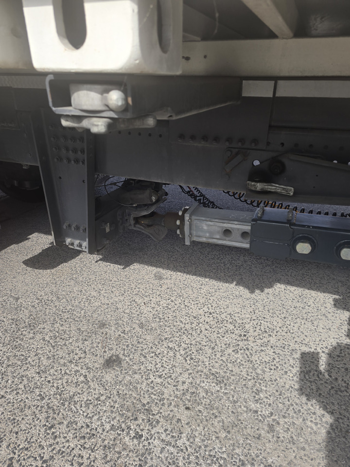 Camion porte-conteneur/ Caisse mobile SCANIA R 450