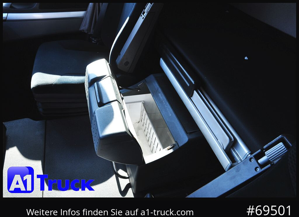 Camion porte-voitures MAN 18.400 TGX, Autotransporter Kässbohrer,