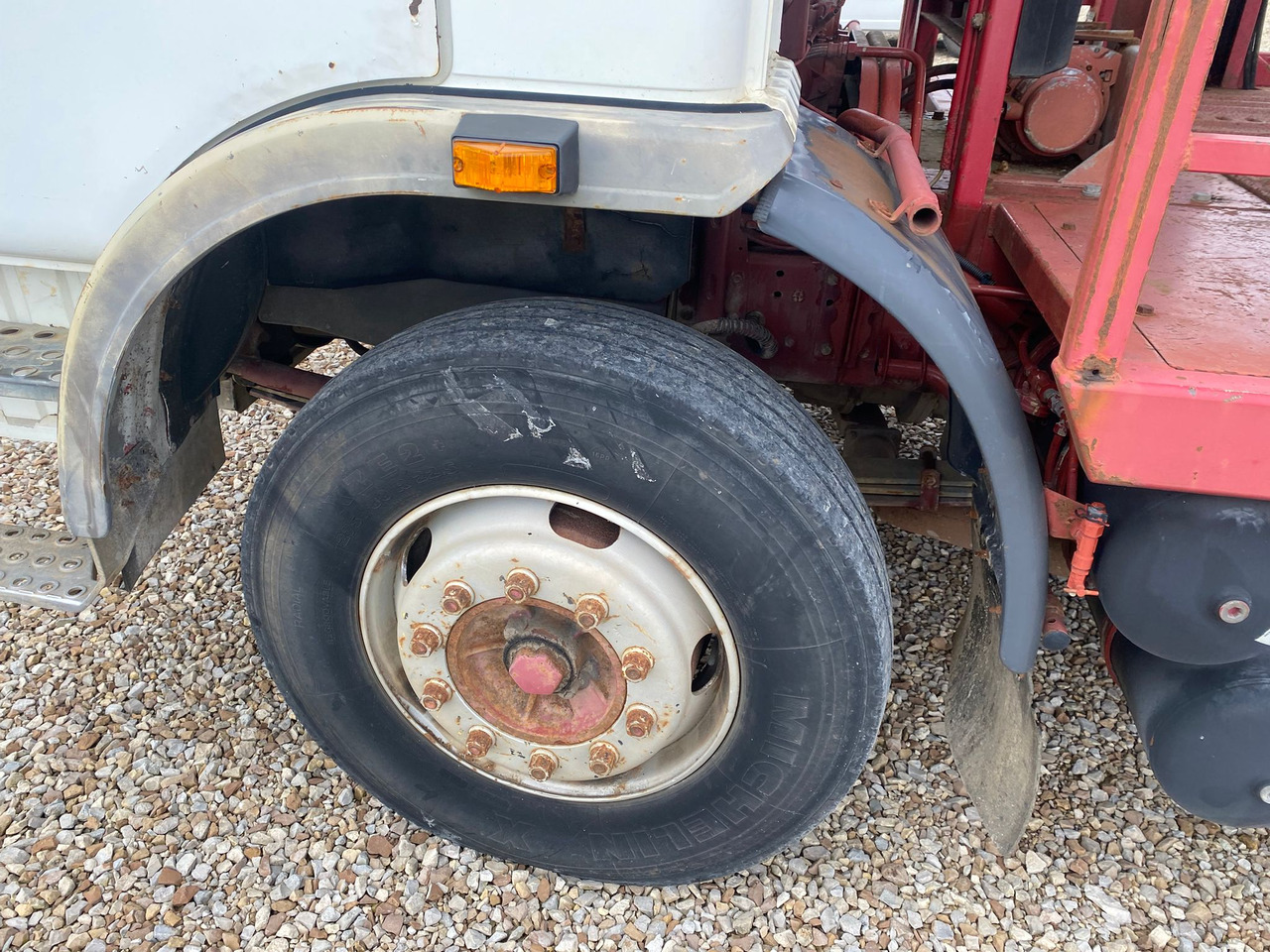 Camion porte-voitures RENAULT GR 280