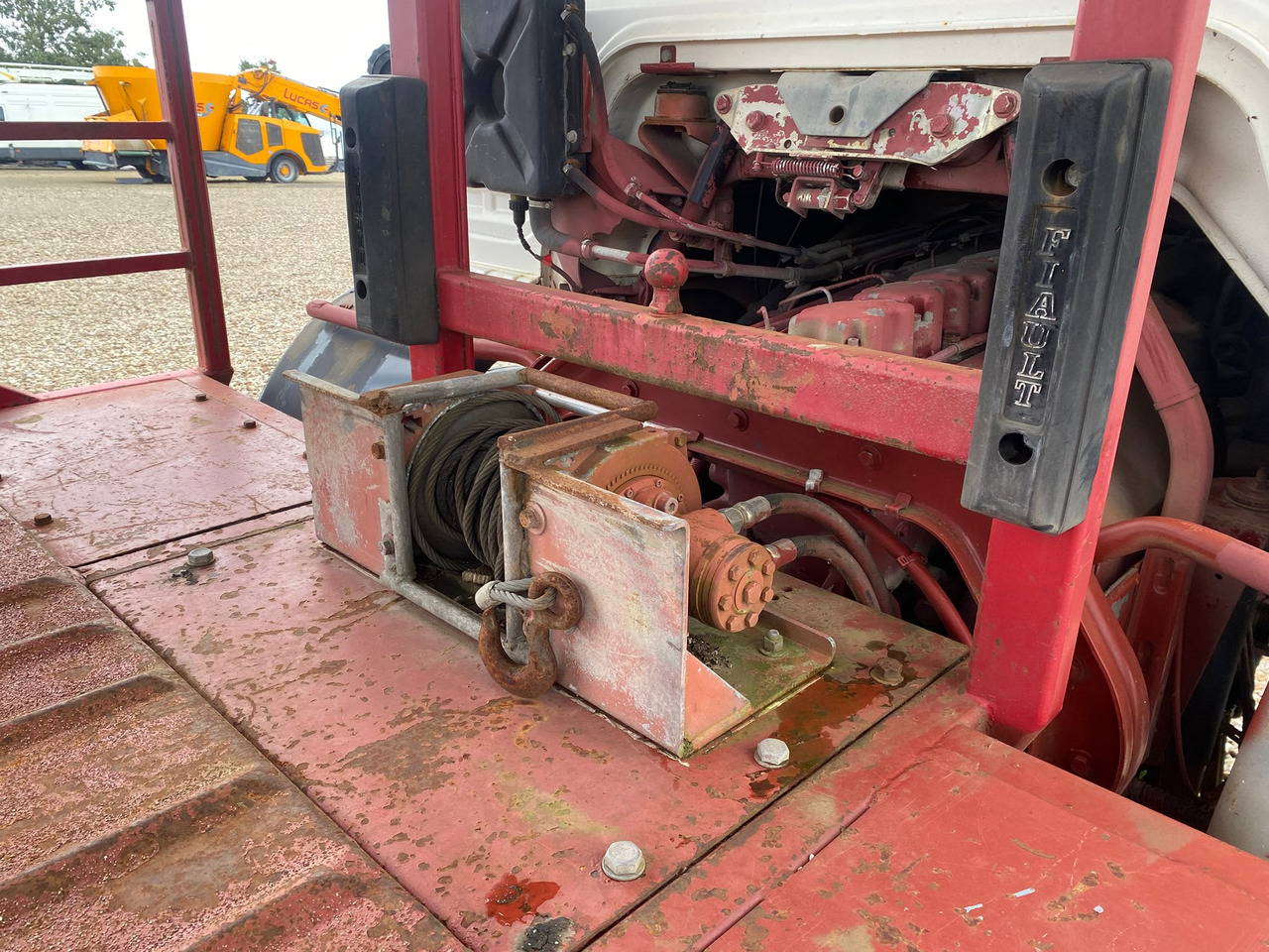 Camion porte-voitures RENAULT GR 280