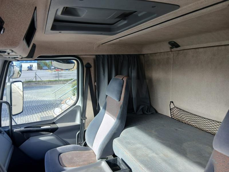 Camion porte-voitures Renault Premium 420 DCI