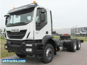 Châssis cabine Iveco Trakker AD380T38H AT