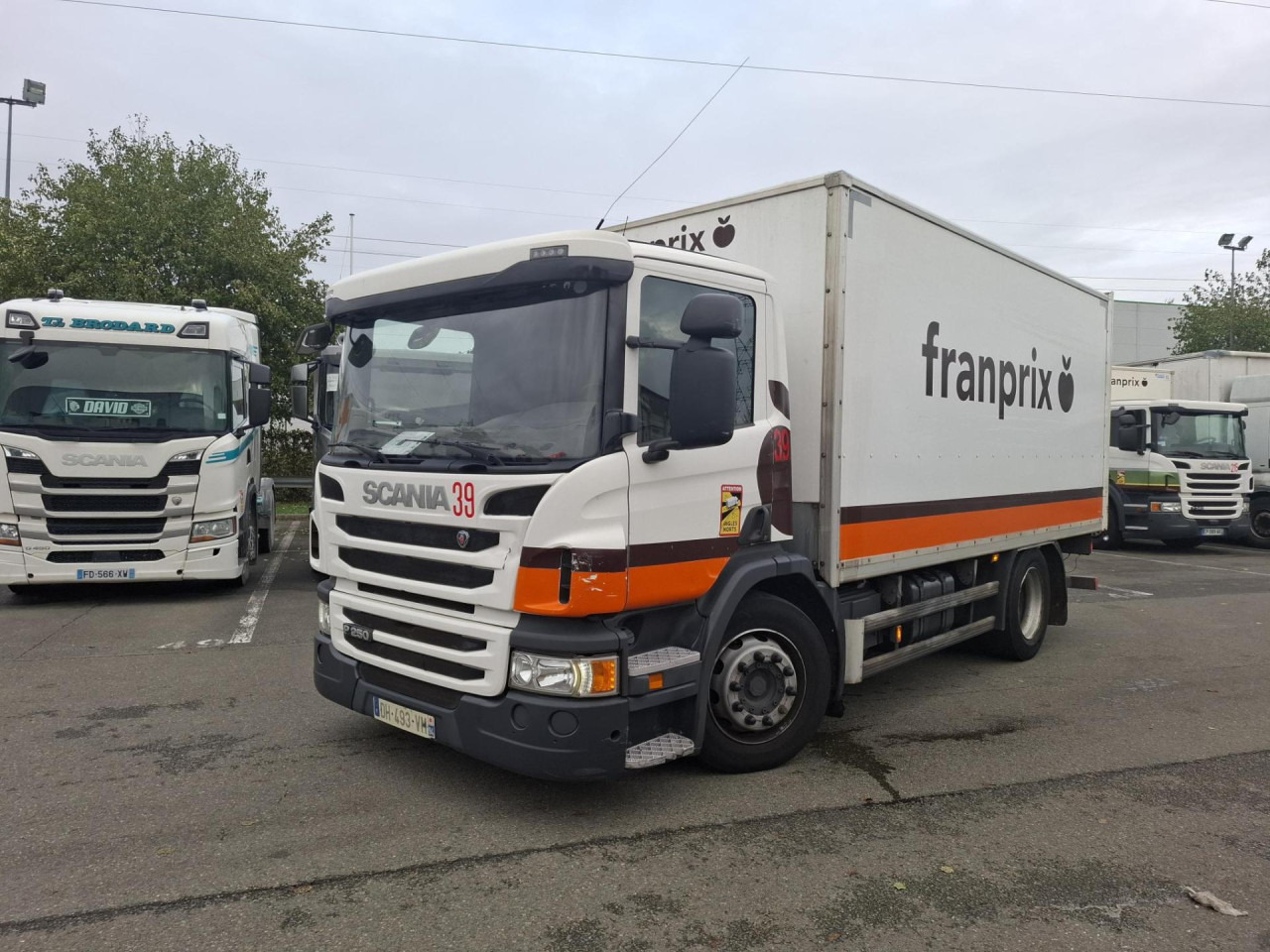 Châssis cabine SCANIA P 250 DB4x2MLA