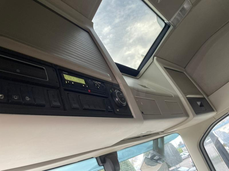 Châssis cabine Volvo 540