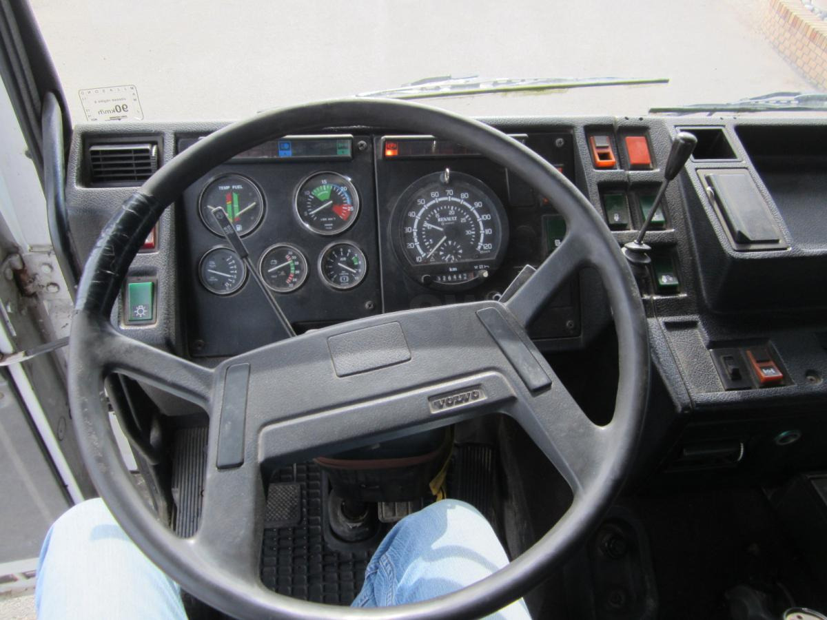 Châssis cabine Volvo F12 440