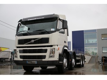 Châssis cabine Volvo FM 380 - 8x4
