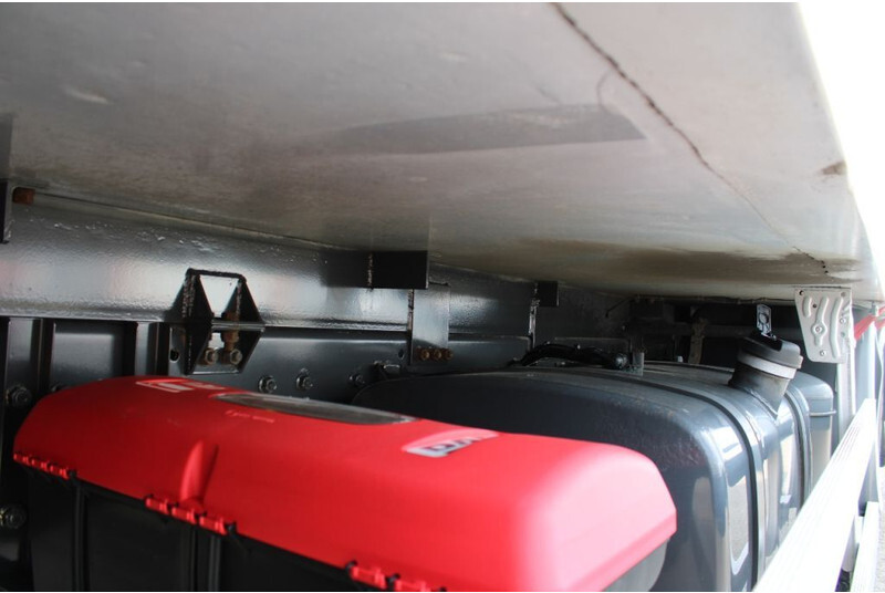 Camion frigorifique DAF CF 290 + CARRIER + 6X2 + EURO 6: photos 12