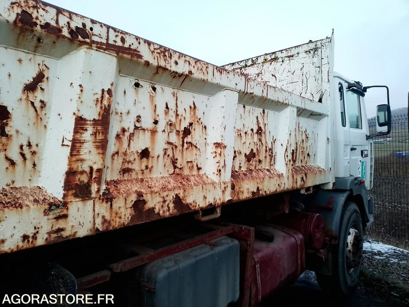 Camion G300  Embrayage HS + fourchettes boite