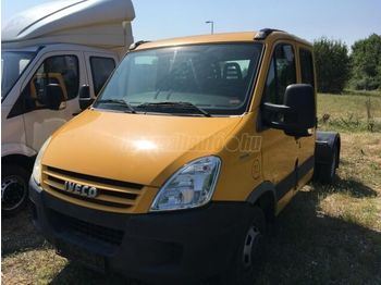 Châssis cabine IVECO DAILY 50 C 18 BE: photos 1