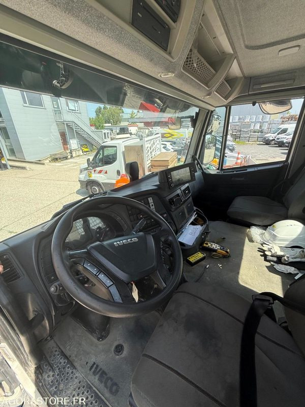 Camion IVECO STRALIS MULTIBENNE 4x2 - 2015 / 61000KM