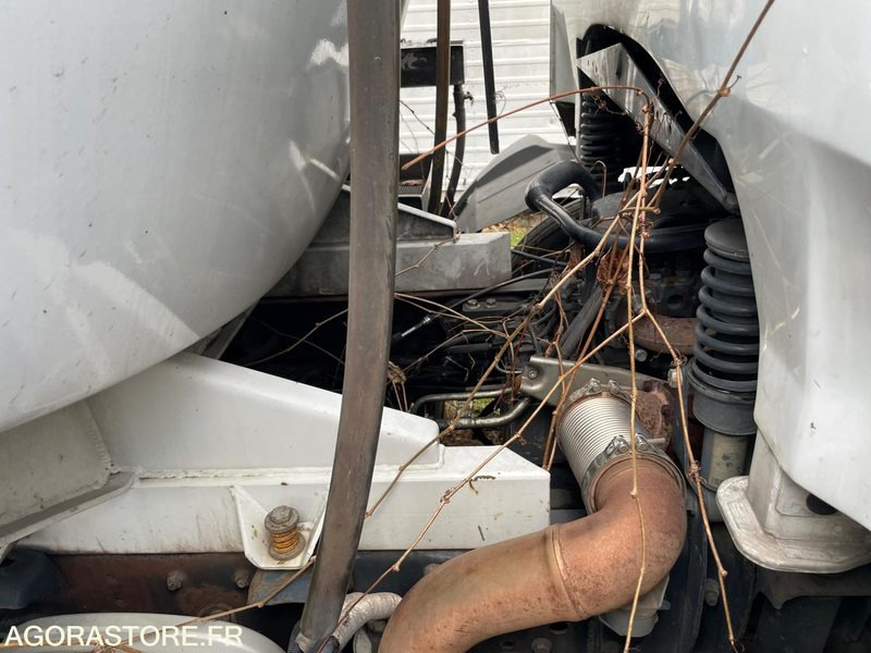 Camion Iveco 190EL28 19t citerne - 2008 - 640748kms - export only