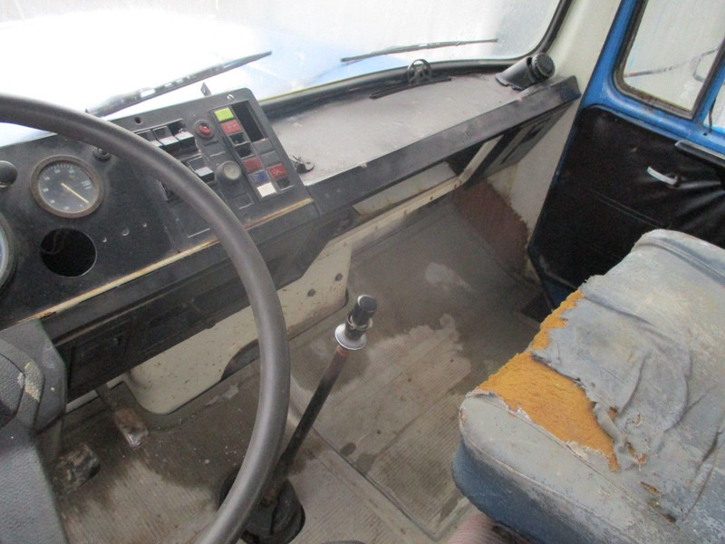 Châssis cabine Iveco Magirus Deutz M 160 D 256 , V8 , Manual , Spring suspension: photos 9
