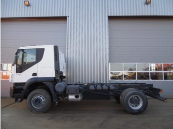 Châssis cabine Iveco Trakker 380 4x2 Chassis Cab UNUSED(15 units available): photos 1