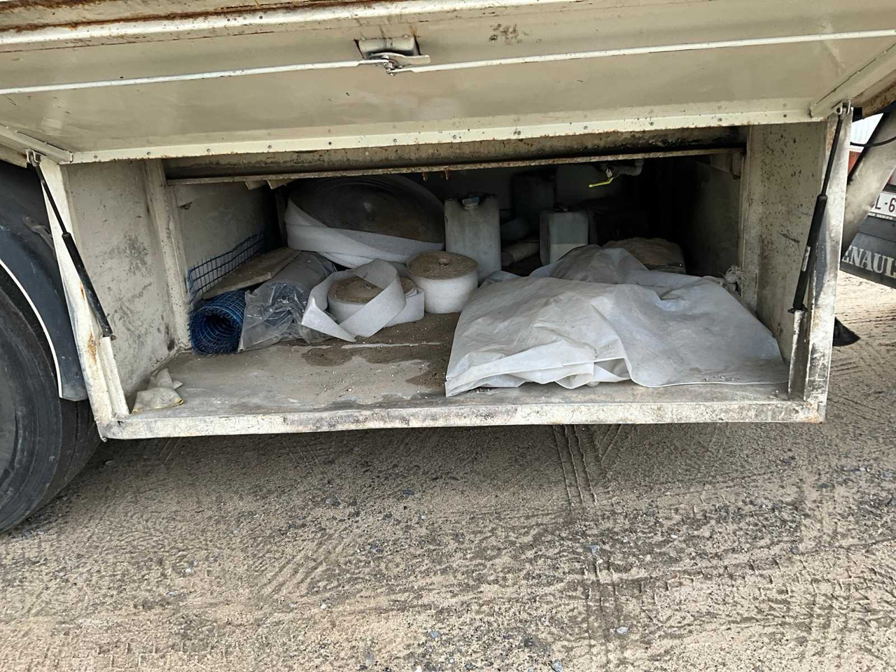 Camion KWB P-393-STI-H3 CHAPEOPLEGGER