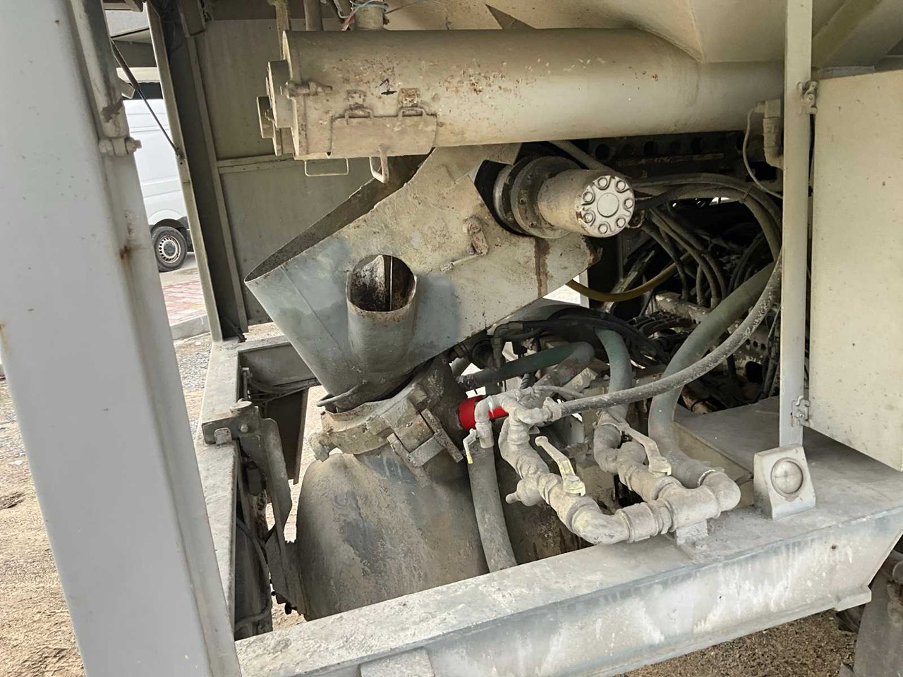 Camion KWB P-393-STI-H3 CHAPEOPLEGGER