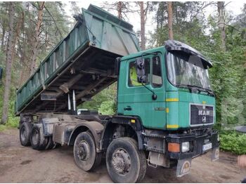 Camion benne MAN 26-402: photos 1