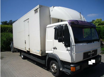 Camion fourgon MAN 8.163 + Koffer mit Heizung+Ladebordw.+ 1 Liege: photos 1