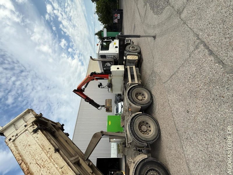 Camion MAN TGS TRIBENNE GRUE 8x4-4  - 2011 / 242000 KM