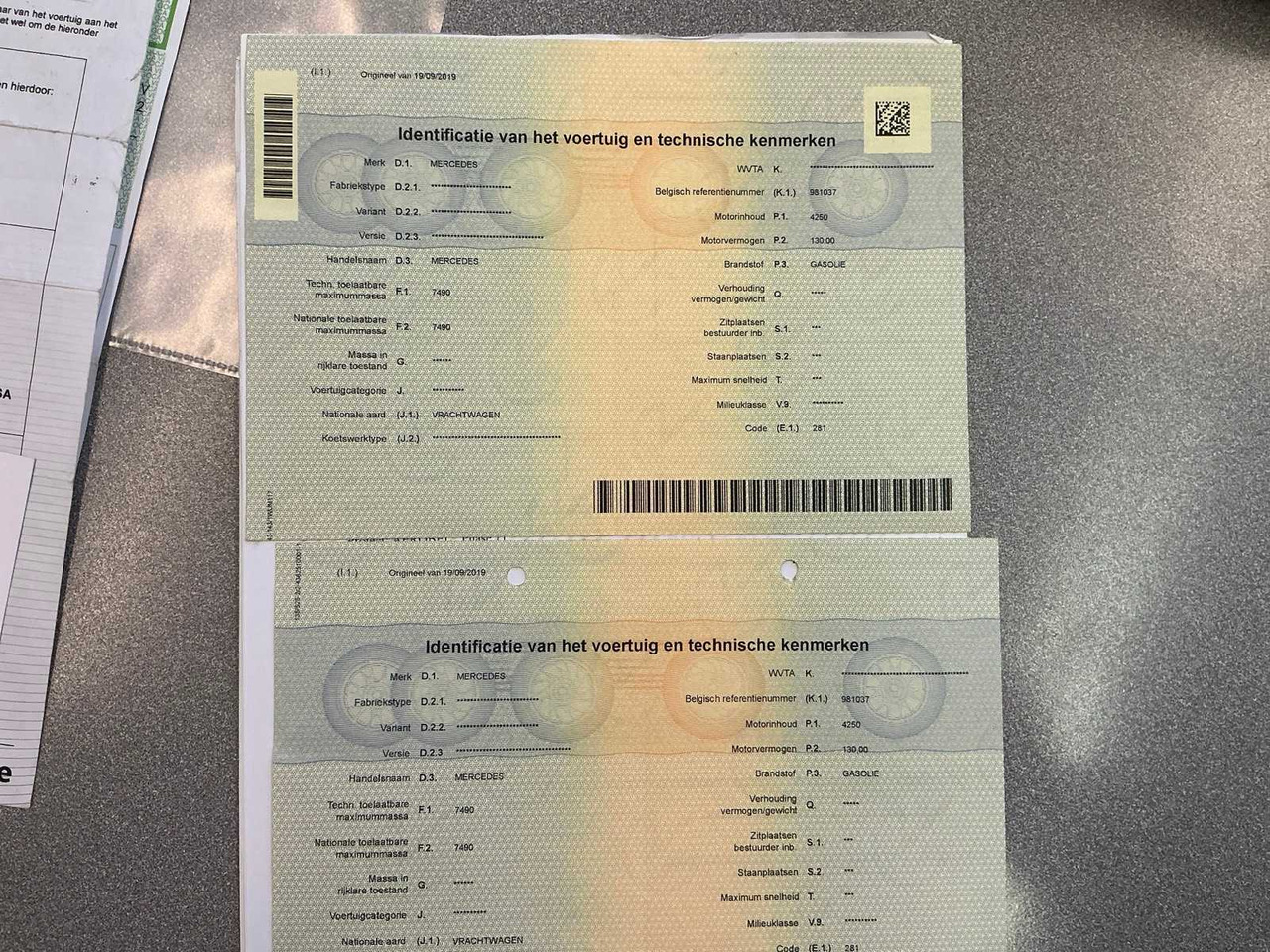 Camion MERCEDES-BENZ TRUCK WITH PALFINGER PK7000