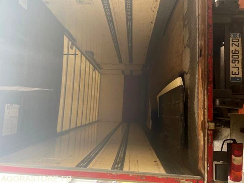 Camion Mercedes Atego 2017 Boite automatique