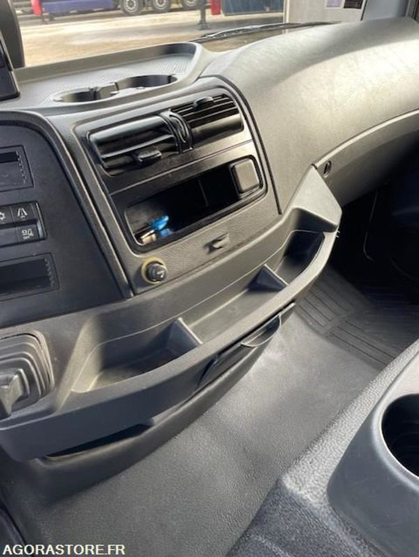 Camion Mercedes Atego 2017 Boite automatique