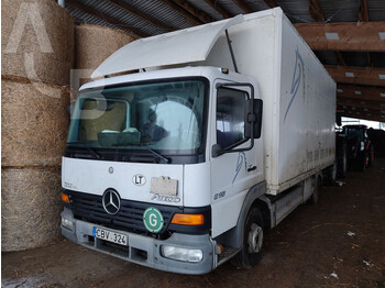 Camion fourgon Mercedes-Benz 815: photos 1