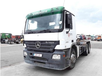 Camion porte-conteneur/ Caisse mobile Mercedes-Benz Actros 2636 6x4 lames steel: photos 1