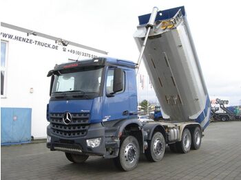 Camion benne Mercedes-Benz Arocs 3743 K 8x4 4 Achs Muldenkipper: photos 1