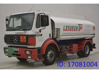 Camion citerne pour transport de carburant Mercedes-Benz SK 1824: photos 1