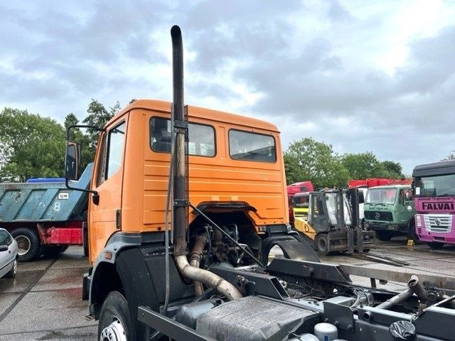 Châssis cabine Mercedes-Benz SK 2527 K 6x4 FULL STEEL CHASSIS (MANUAL GEARBOX / FULL STEEL SUSPENSION / REDUCTION AXLES / V6 ENGINE): photos 13