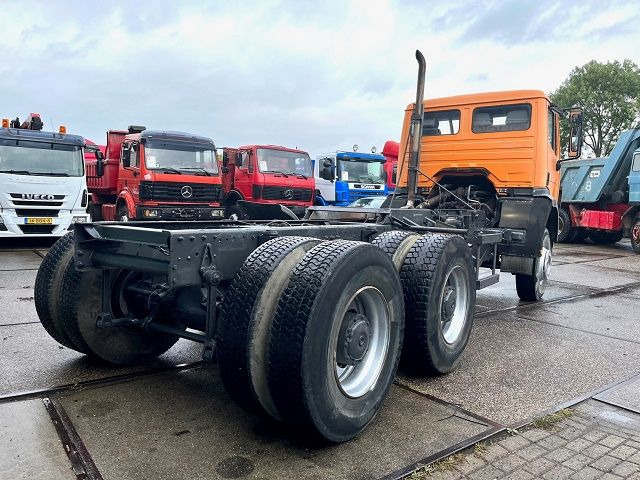 Châssis cabine Mercedes-Benz SK 2527 K 6x4 FULL STEEL CHASSIS (MANUAL GEARBOX / FULL STEEL SUSPENSION / REDUCTION AXLES / V6 ENGINE): photos 4