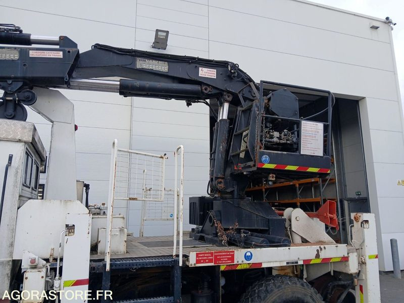 Camion Mercedes-Benz Unimog Rail/Route benne grue - 1989/ 66131KM