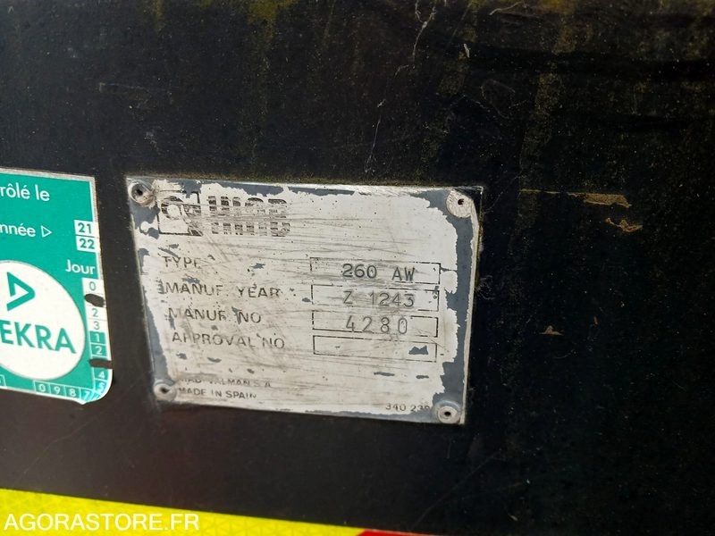 Camion Mercedes-Benz Unimog Rail/Route benne grue - 1989/ 66131KM