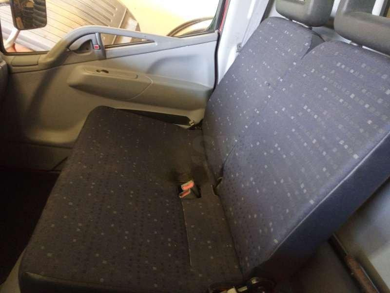 Camion Mitsubishi FUSO CANTER 7C18