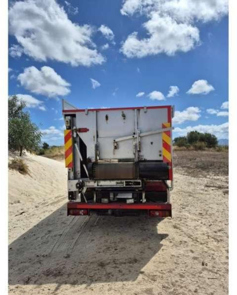 Camion Mitsubishi FUSO CANTER 7C18