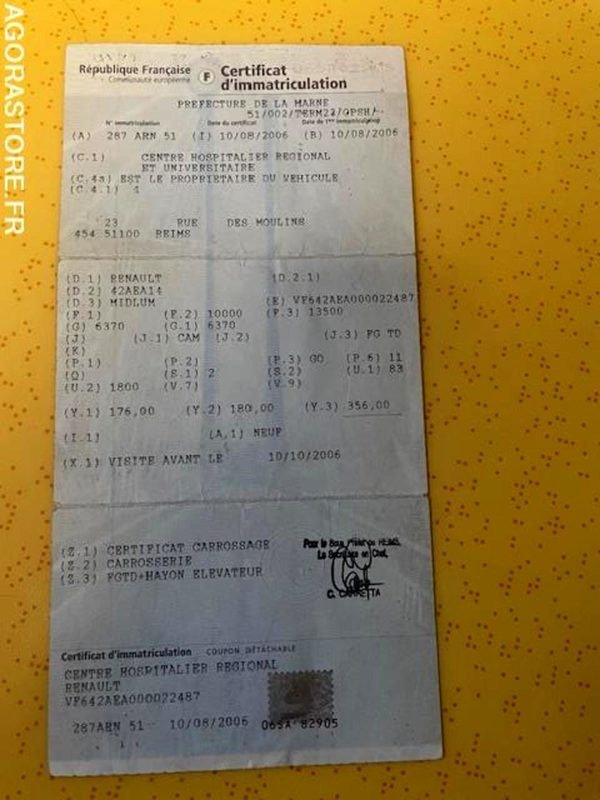 Camion POID LOURD  RENAULT MIDLUM