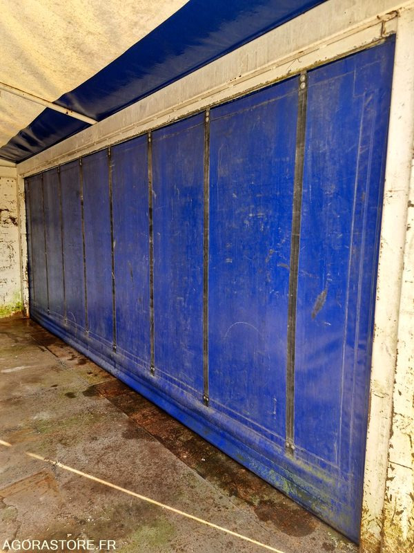 Camion Plateau tautliner bâche ampliroll