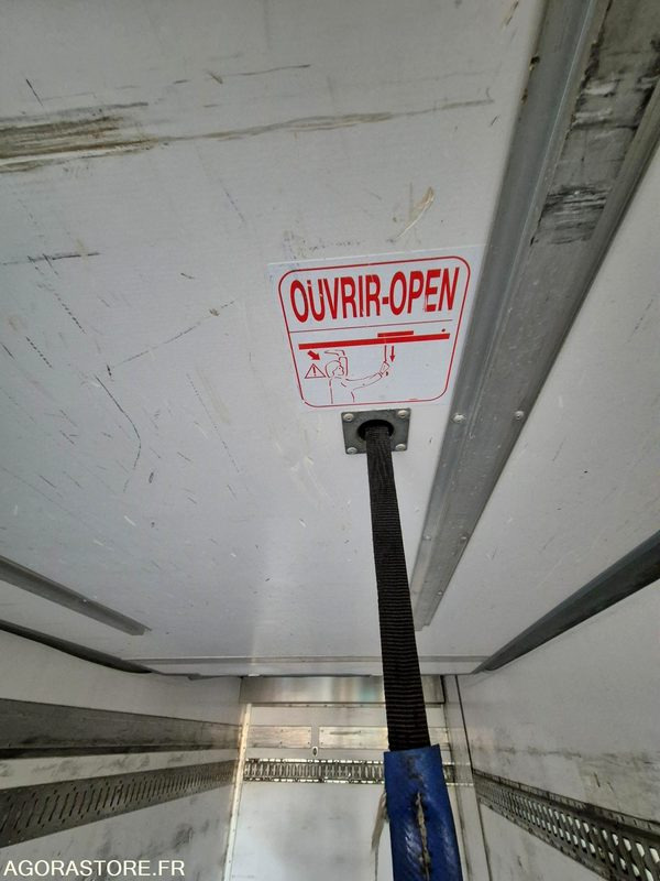 Camion Porteur Volvo frigo