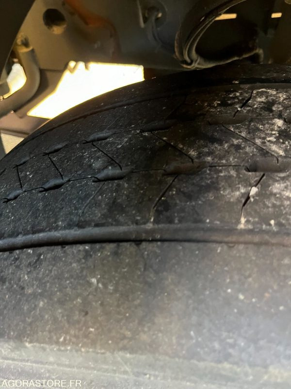 Camion RENAULT MIDLUM - 2013 - 562 205km