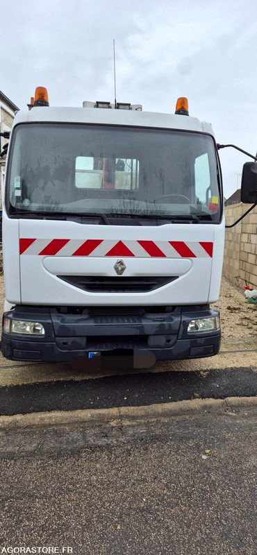Camion RENAULT MIDLUM GRUE - 2003 -143000km